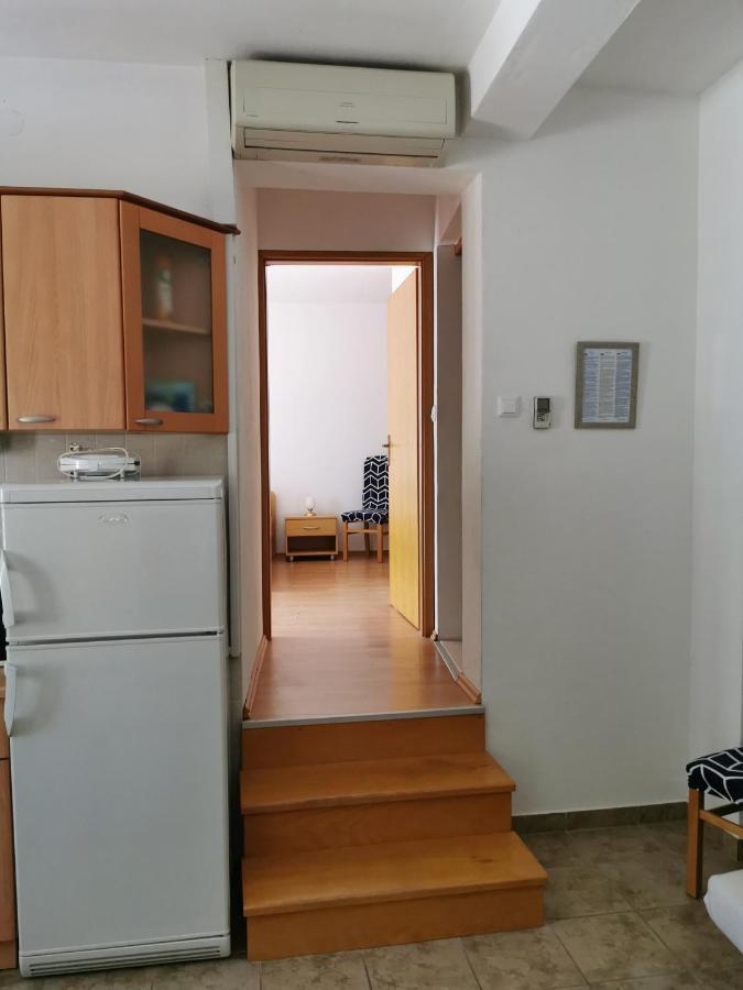 Apartman Pod Forticu ฮวาร์ ภายนอก รูปภาพ