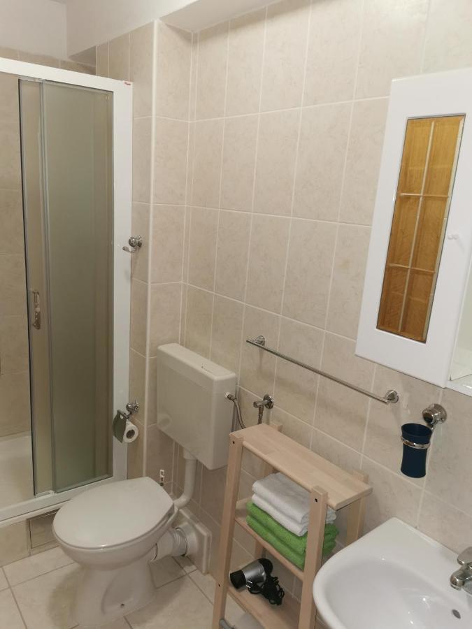 Apartman Pod Forticu ฮวาร์ ภายนอก รูปภาพ